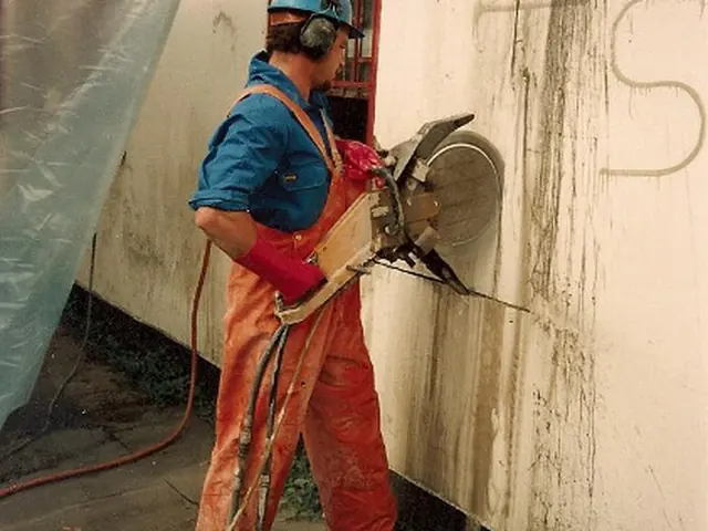 Cięcie piłą ręczną 6