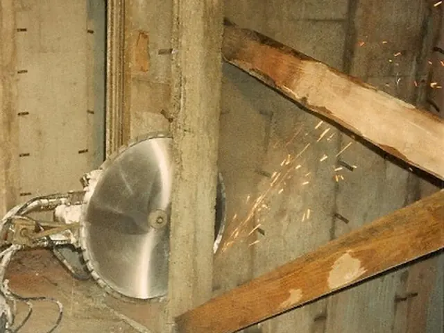 Cięcie piłą szynową 3